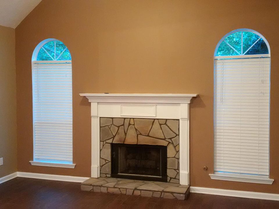 2nd image of 113 Winthrop Dr