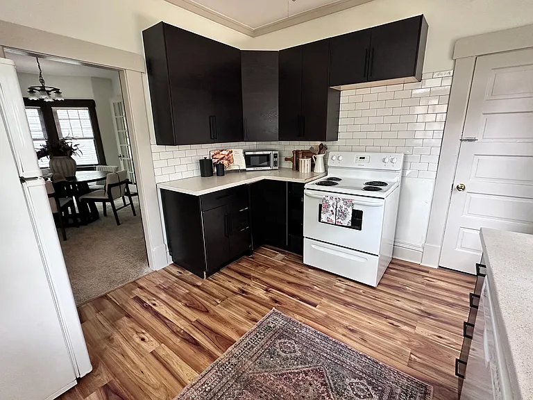 181 E Northwood Ave — Photo 13