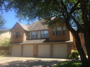 1261 W Hudgins St, Grapevine, TX 76051