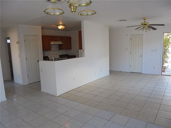 3rd image of 2213 Tierra Bonita Way