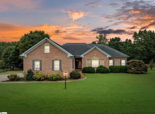 102 Shovler Ct, Taylors, SC 29687