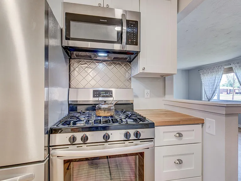 5303 Jellison St — Photo 10