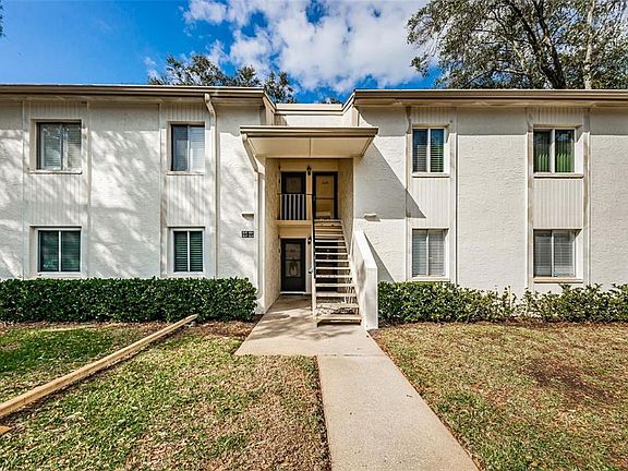 2nd image of 217 Palmetto Ct #217