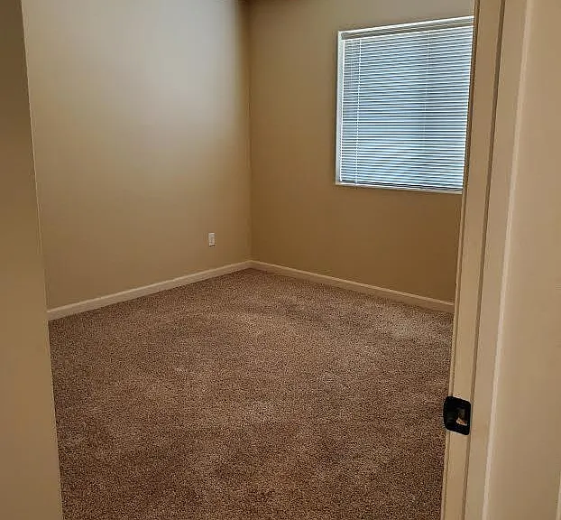 2310 N Ridgeview Ln — Photo 14