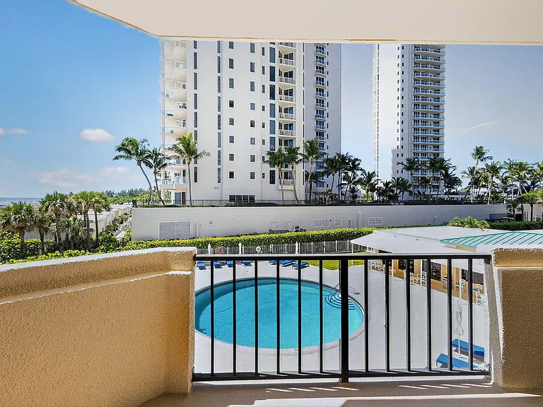 2800 N Ocean Dr #A-3A — Photo 37