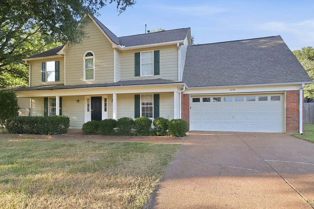 4 bed, 2.5 bath, 2368 sqft, $2,130 — Photo 4