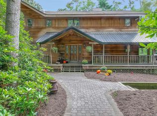 3 Hillcrest Rd, Saint James, NY 11780