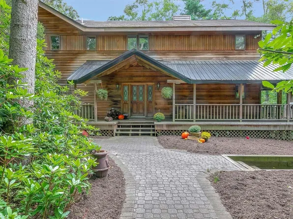 3 Hillcrest Road, Nissequogue, NY 11780