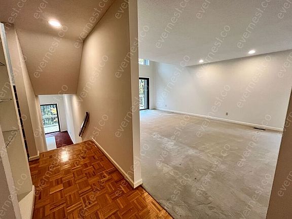 3rd image of 207 Wildflower Way
