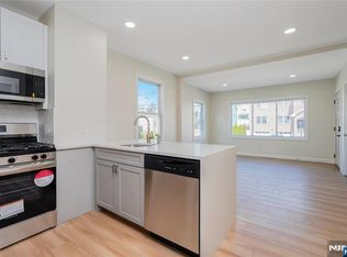 540 Elm St, Kearny, NJ 07032