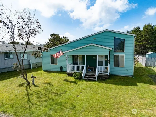700 Oysterville Road, Ocean Park, WA 98640