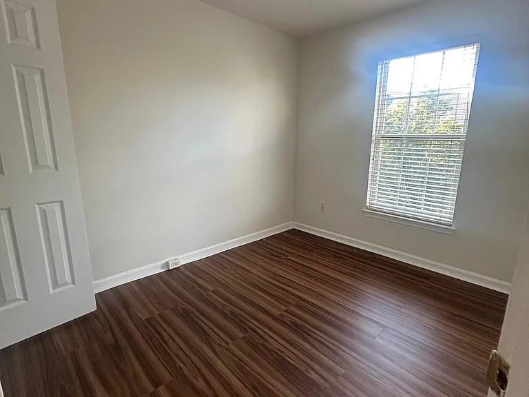 8477 Hallie Rose St — Photo 35