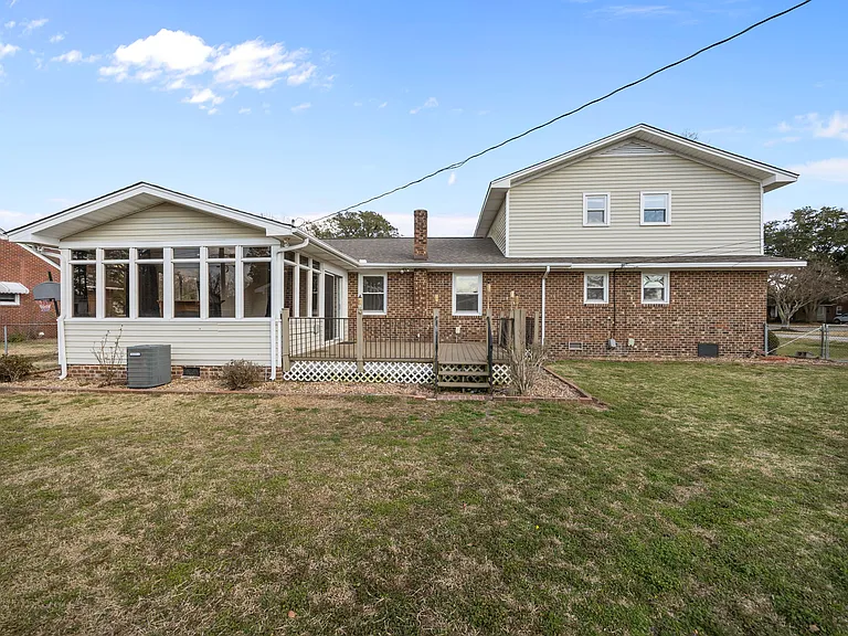 4130 Terrace Dr — Photo 34