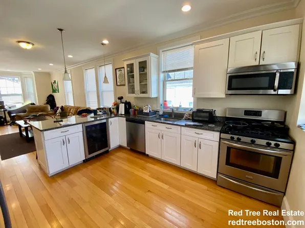 1 Larose Pl #2, Brighton, MA 02135