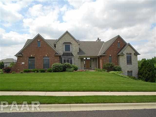 1st image of 10519 N Dahlia Ct
