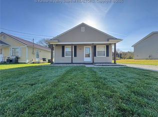 106 Cherry St, Eleanor, WV 25070