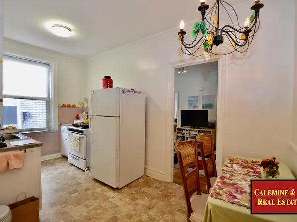 2151 East 1st Street image 14 of 34