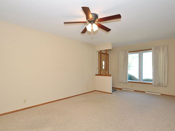 2nd image of 1827 E Howard Ave