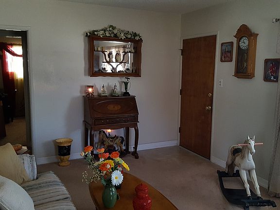 2nd image of 2795 N Golden Ave