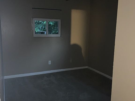 2nd image of 750 20th St #750