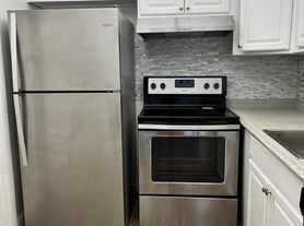 632 NW 13th St