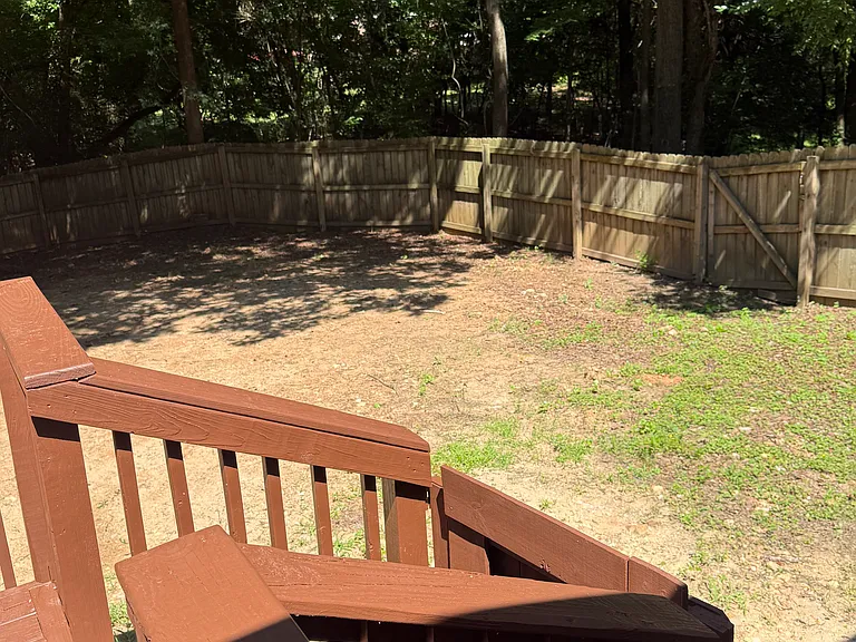 108 Smithsonia Rd — Photo 17