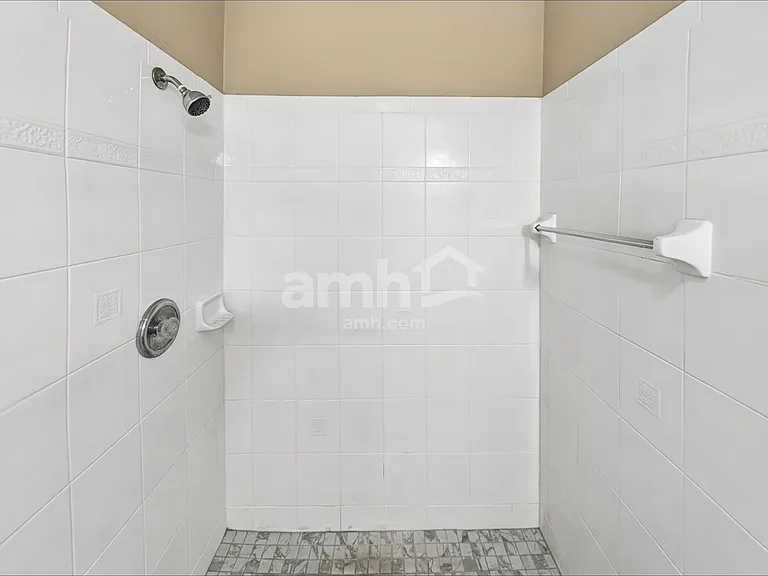 1668 SE Nancy Ln — Photo 11