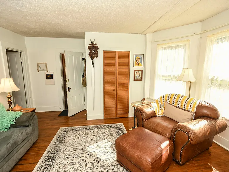 18 Bridge St #1 — Photo 7