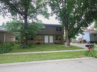 123 Juniper Ct, North Liberty, IA 52317