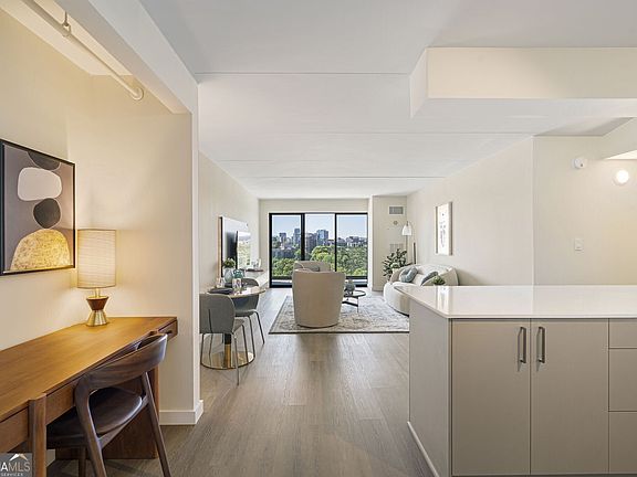 2nd image of 2460 Peachtree Rd NE #1414