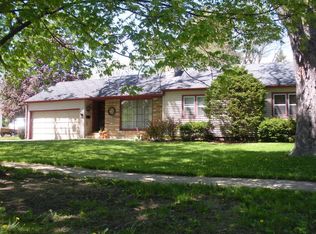 476 Golf Rd, Crystal Lake, IL 60014