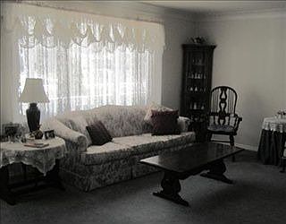 2nd image of 1327 E Colfax Ave