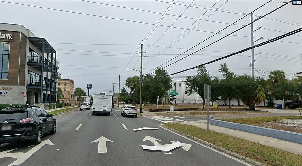 1st image of 1101 N HOWARD AVENUE LOT 13
