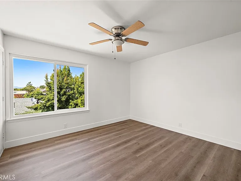24295 Tahoe Ct — Photo 22