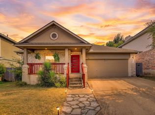 1813 Rosenborough Ln N, Round Rock, TX 78665