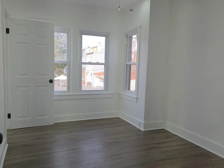 440 N 9th St #6 — Photo 7