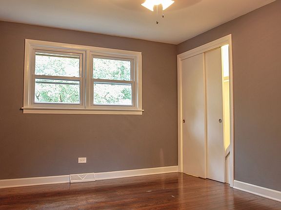4th image of 11656 S Saint Louis Ave