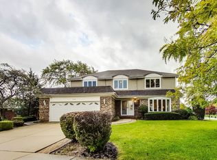 1105 W Brittany Dr, Arlington Heights, IL 60004