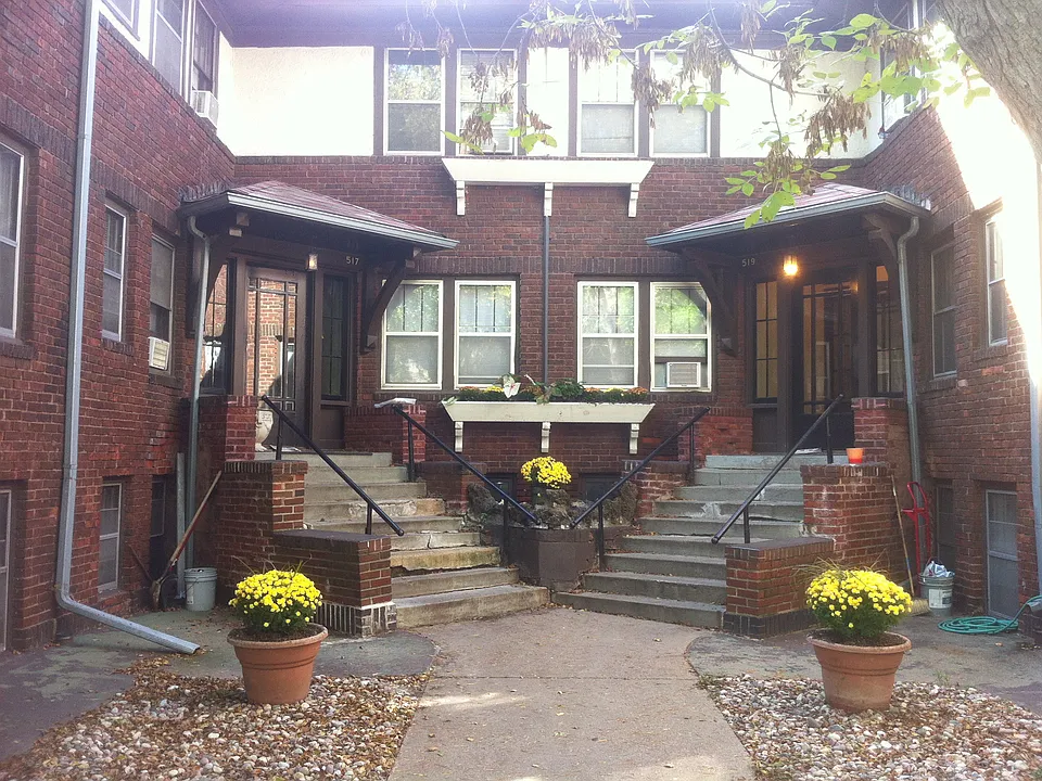 517 Asbury St #10