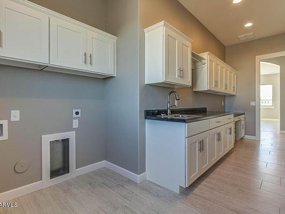 5th image of 36882 N Stoneware Dr