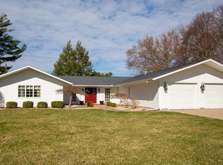 621 N State St, Culver, IN 46511