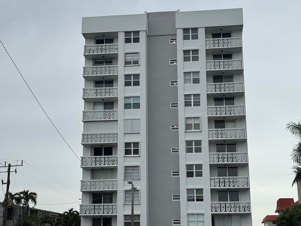 1st image of 3113 S OCEAN Drive #209