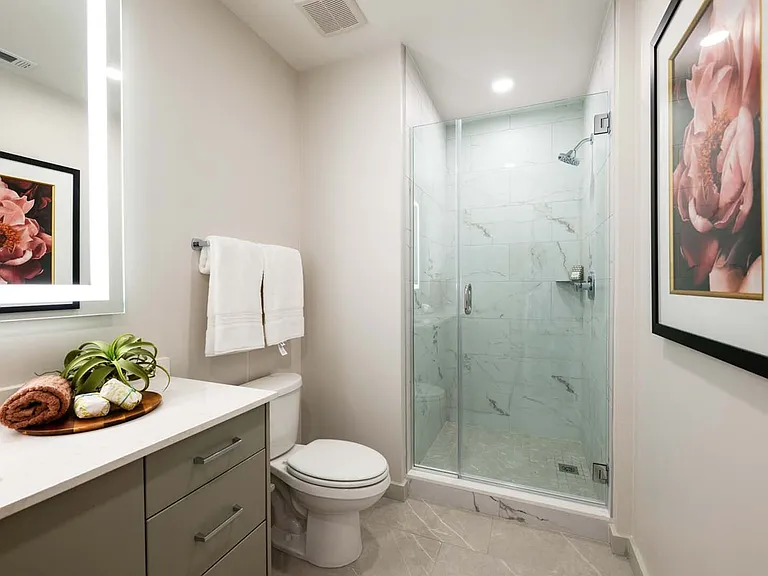 Encore Floor Plan Secondary Bathroom