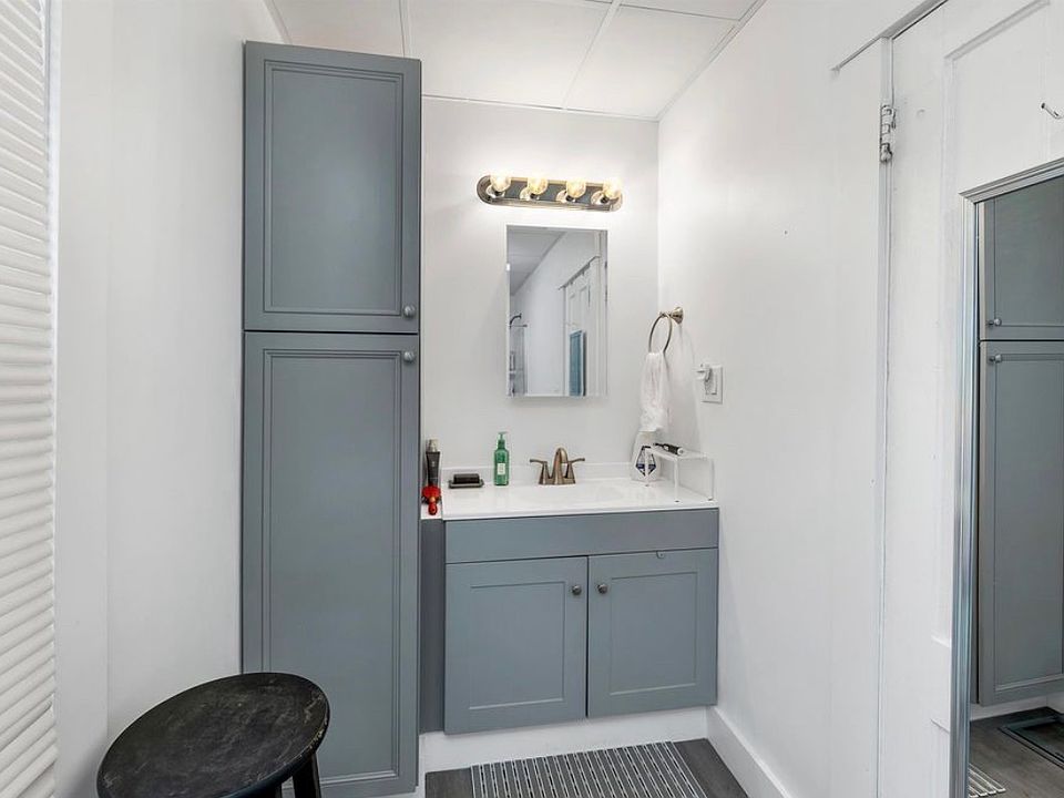 1st image of 217 S Main St #2
