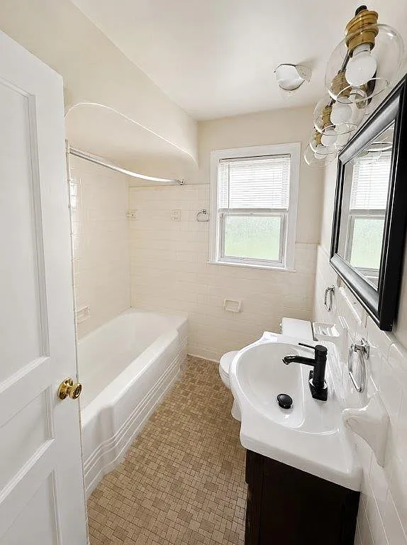 2 bed, 1086 sqft, $1,095 — Photo 4