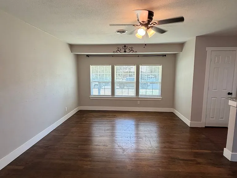 7825 Dugan St — Photo 2