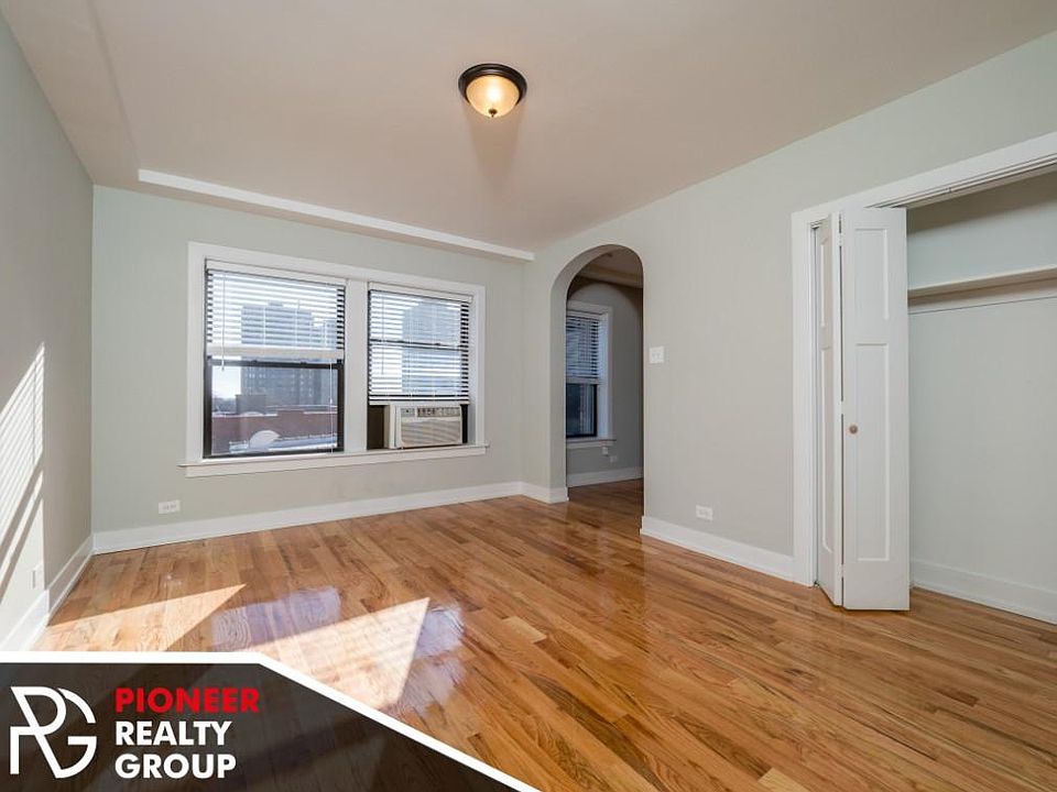 1st image of 550 W Arlington Pl #550709