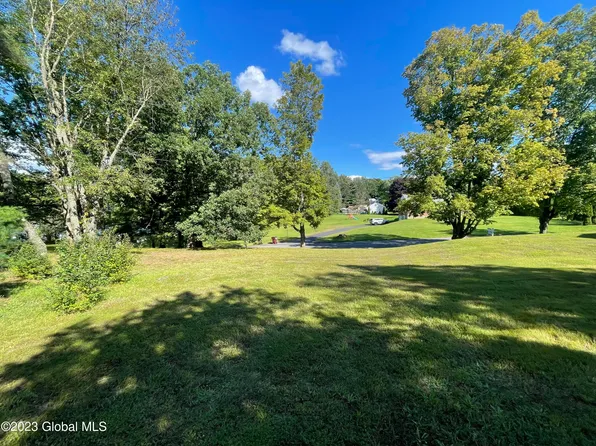 5 1/2 Gardner Road, Wynantskill, NY 12198