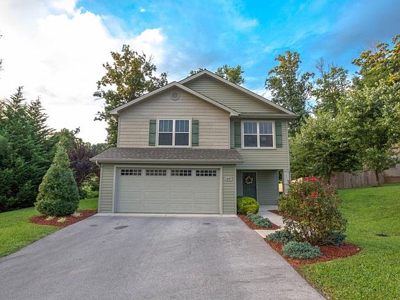2nd image of 1447 Meadow Creek Ln