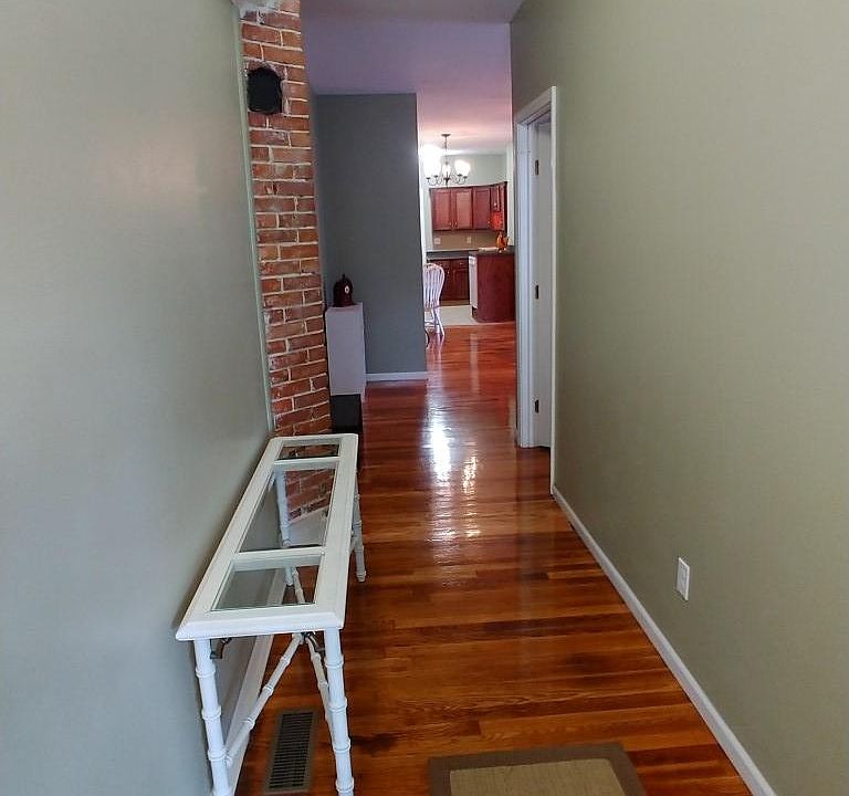 1st image of 617 Ohio St APT A
